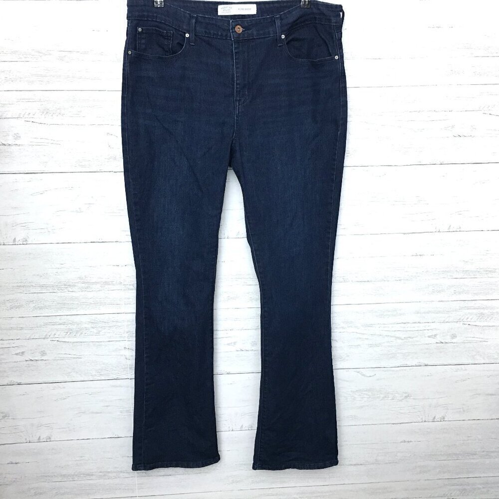Levi's Signature Bootcut Jeans Mid Rise Dark Wash Stretch size 18L length 33"